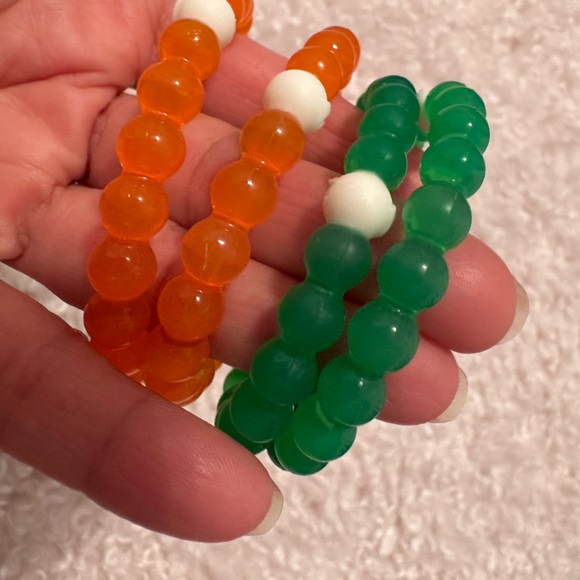 FREE WITH ANY PURCHASE Lokai Bracelets Bundle of 4 - Picture 10 of 16